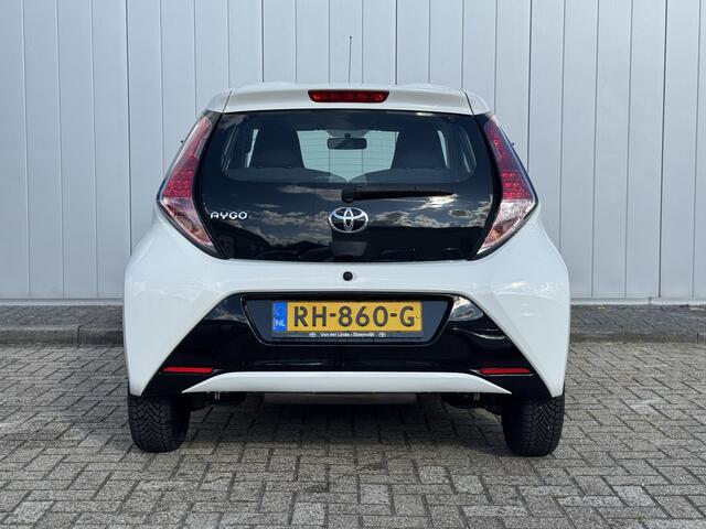 Toyota AYGO 1.0 VVT-i x-play Camera NL Auto