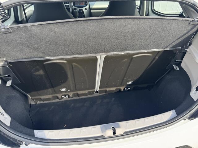 Toyota AYGO 1.0 VVT-i x-play Camera NL Auto