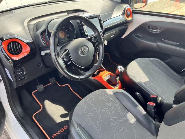 Toyota AYGO 1.0 VVT-i x-cite Cabrio Carplay Apple Carplay/ Android Auto