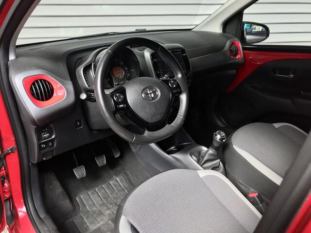 Toyota AYGO 1.0 VVT-i X-clusiv Rijklaarprijs!