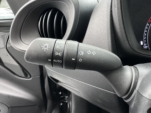 Toyota AYGO X 1.0 VVT-i S-CVT Play