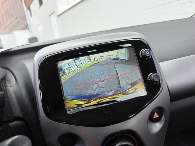 Toyota AYGO 1.0 VVT-i x-play AUT! Camera! Apk 7-2026! VERWACHT!!
