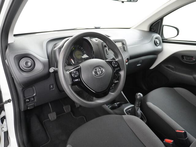 Toyota AYGO 1.0 VVT-i 5Drs Airco Cruise Control Led X-Fun Bluetooth Carkit Isofix
