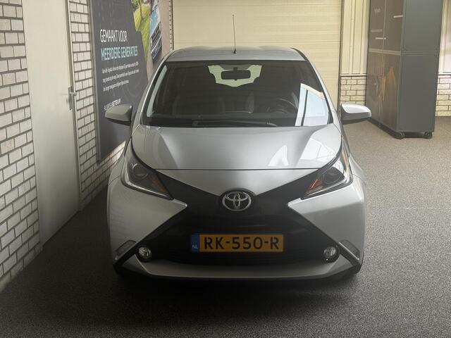 Toyota AYGO 1.0 VVT-i x-play automaat