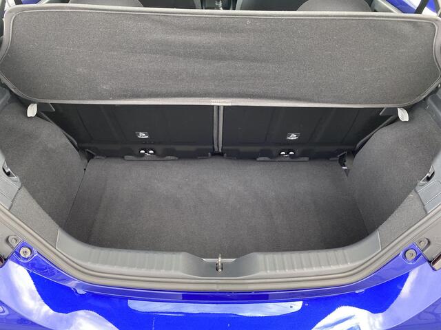 Toyota AYGO X 1.0 VVT-i MT Play Apple CarPlay/Android Auto navigatie, achteruitrij camera, Nieuw geleverd, NL-auto, 1e eign. adaptieve cruise control,