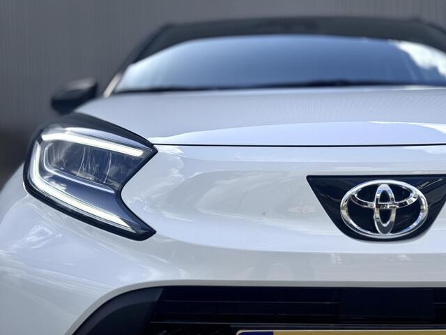 Toyota AYGO X 1.0 VVT-i MT Two-Tone | CARPLAY LANE CLIMA - ZGAN!