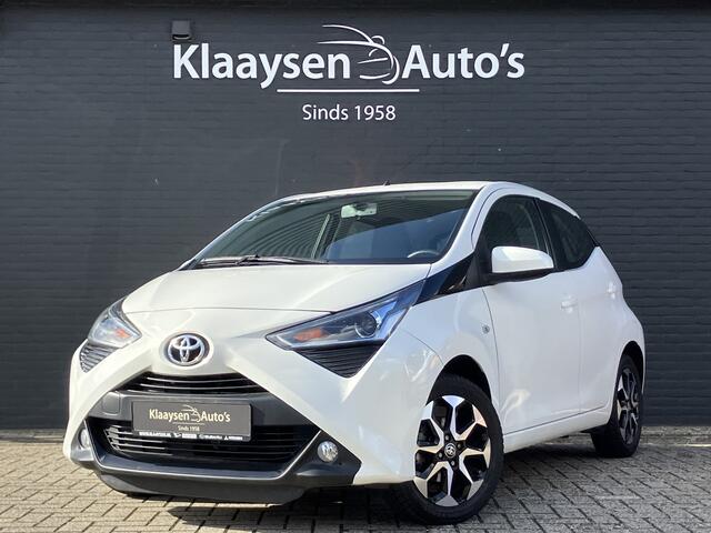 Toyota AYGO 1.0 VVT-i X-play | dealer onderhouden | apple carplay/android auto | airco | camera | bluetooth | 34.000 KM
