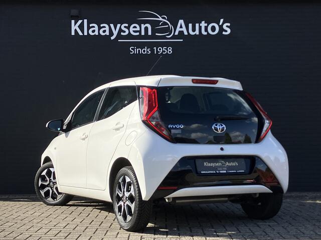 Toyota AYGO 1.0 VVT-i X-play | dealer onderhouden | apple carplay/android auto | airco | camera | bluetooth | 34.000 KM