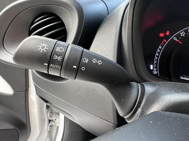 Toyota AYGO X 1.0 VVT-i MT Play