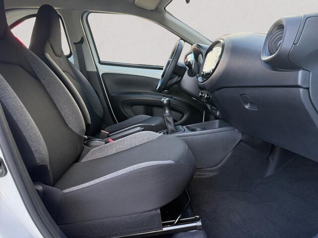 Toyota AYGO 1.0 VVT-i MT Pulse