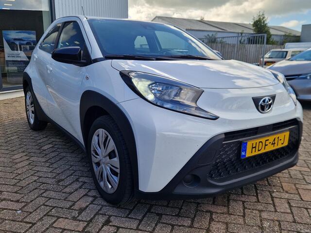Toyota AYGO X 1.0 VVT-i MT Play