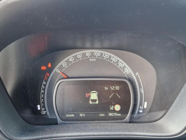 Toyota AYGO X 1.0 VVT-i MT Play