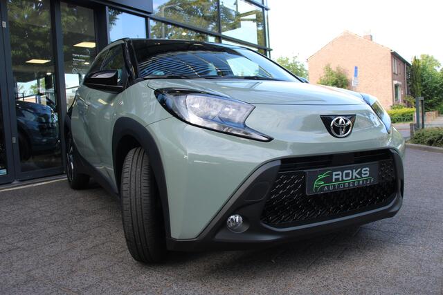 Toyota AYGO X 1.0 VVT-i MT Pulse Two-Tone