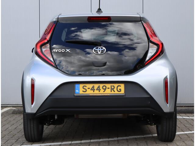 Toyota AYGO X 1.0 VVT-i MT first | Camera | Adaptieve Cruise | Getint glas | NAP
