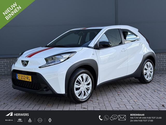 Toyota AYGO X 1.0 VVT-i MT Play / Eerste Eigenaar / Dealer Onderhouden / Navigatie via Apple Carplay & Android Auto / Achteruitrij Camera / Cruise /