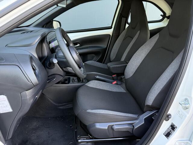 Toyota AYGO X 1.0 VVT-i MT Play / Eerste Eigenaar / Dealer Onderhouden / Navigatie via Apple Carplay & Android Auto / Achteruitrij Camera / Cruise /