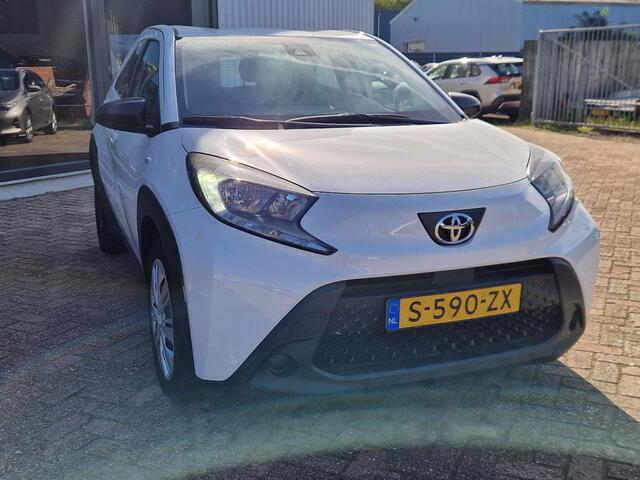 Toyota AYGO X 1.0 VVT-i MT Play