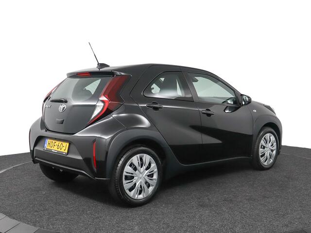 Toyota AYGO X 1.0 VVT-i MT Play | Apple Carplay/Android Auto |