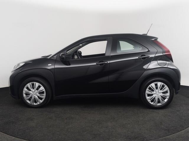 Toyota AYGO 1.0 VVT-i MT Play | Camera o CarPlay o Cruise o Airco