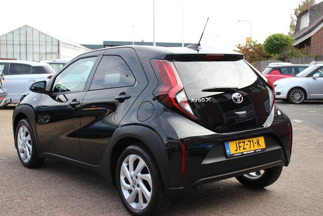 Toyota AYGO X 1.0 VVT-i S-CVT First Automaat | Clima | Stoelverwarming | LED |