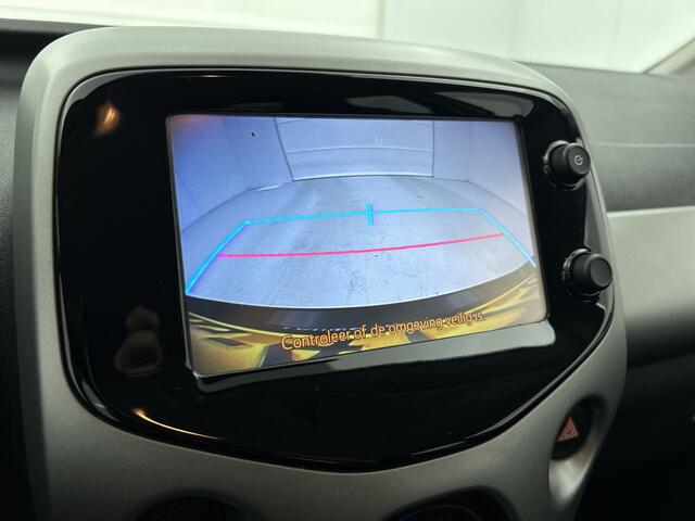 Toyota AYGO 1.0 VVT-i x-play | Dealer onderhouden | Achteruitrijcamera |