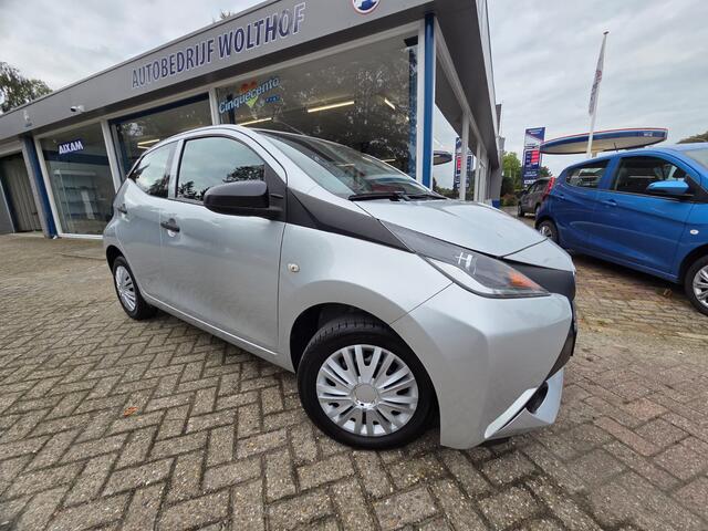 Toyota AYGO 1.0 VVT-i x-fun