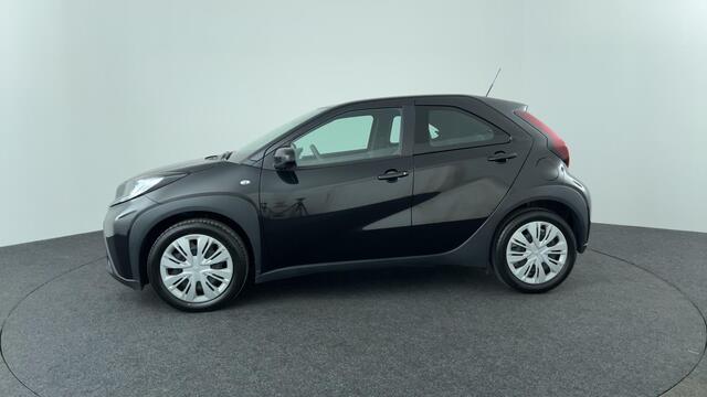 Toyota AYGO X 1.0 VVT-i MT Play