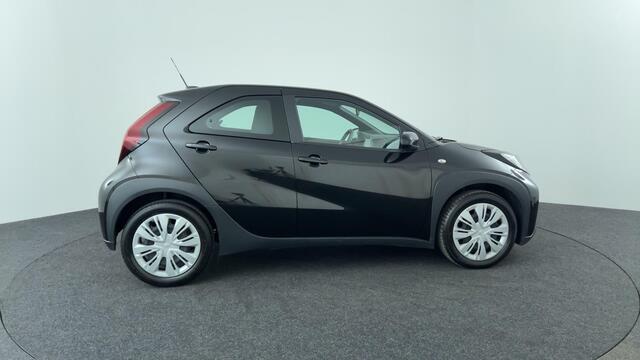 Toyota AYGO X 1.0 VVT-i MT Play