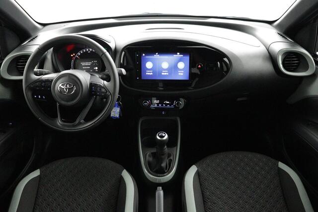 Toyota AYGO X 1.0 VVT-i MT Pulse | Nieuw uit voorraad leverbaar | 17" lichtmetalen velgen | Automatische Airco | Adaptive Cruise Control