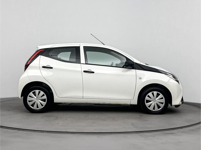 Toyota AYGO 1.0 VVT-i x-fun