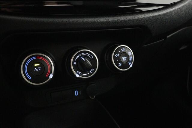 Toyota AYGO X 1.0 VVT-i MT Play Nieuw uit voorraad leverbaar | Airco | Adaptive Cruise Control | Apple Carplay & Android Auto