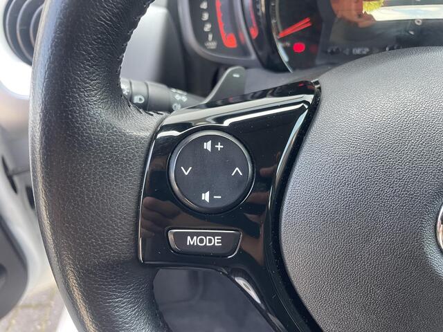 Toyota AYGO 1.0 VVT-i x-play Automaat