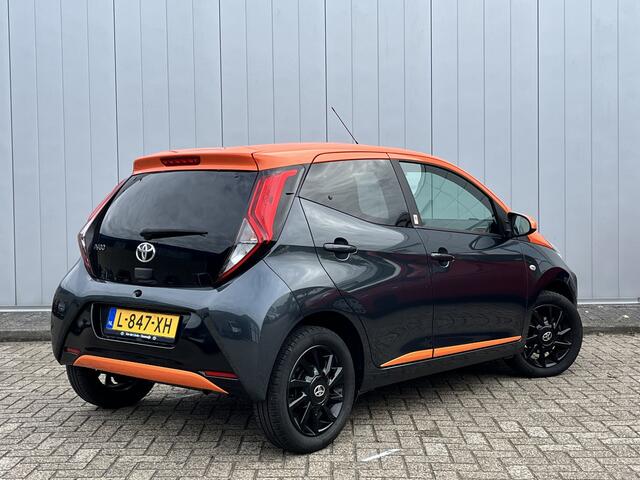 Toyota AYGO 1.0 VVT-i TeamNL JBL Clima NL auto 1e Eigenaar Dealer onderhouden