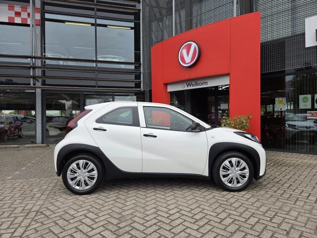Toyota AYGO 1.0 VVT-i MT Play | Airco | Adp. Cruise | Carplay