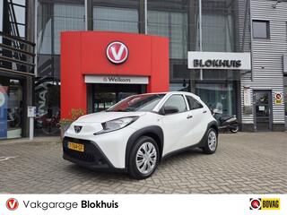 toyota-aygo-1.0-vvt-i-mt-play--air