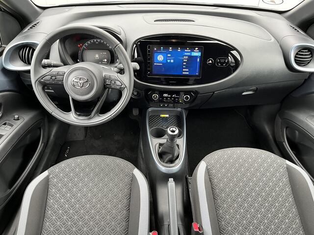 Toyota AYGO X 1.0 VVT-i MT Envy Premium PDC Clima Stoelverwarming Apple Carplay Android auto