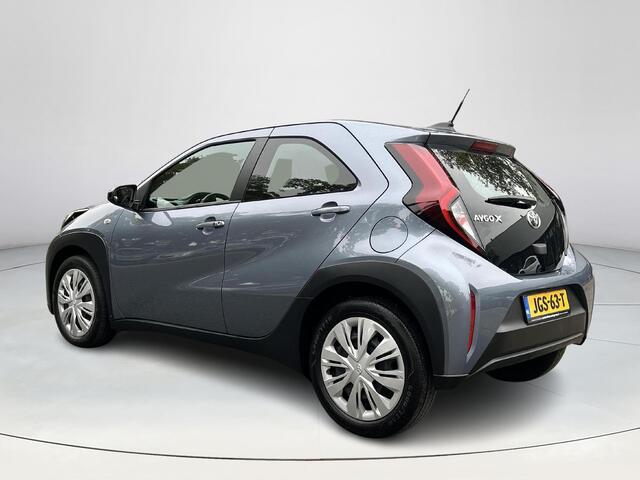 Toyota AYGO X 1.0 VVT-i S-CVT Play