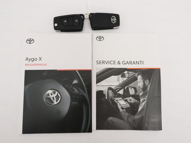 Toyota AYGO X 1.0 First Edition Limited | Stoelverwarming | LM Velgen | Privacy Glass |