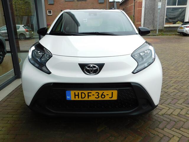 Toyota AYGO X 1.0 VVT-i MT Play