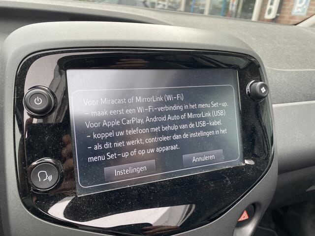 Toyota AYGO 1.0 VVT-i x-joy | Cabriodak | Carplay