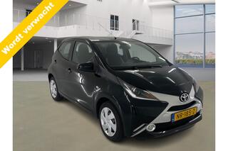 toyota-aygo-1.0-vvt-i-x-play,-camer