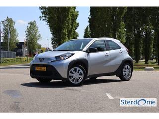 toyota-aygo-x-1.0-vvt-i-mt-play-i-a