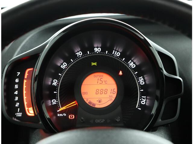 Toyota AYGO 1.0 VVT-i x-cite | Cabriodak | Parkeer camera | Bluetooth |