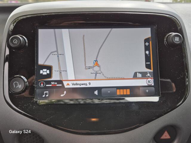 Toyota AYGO 1.0 VVT-i x-play limited Navigatie, Bluetooth, Cruise-Control, Camera.