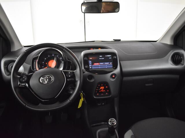 Toyota AYGO 1.0 VVT-i x-joy | Climate Controll | Camera | Carplay
