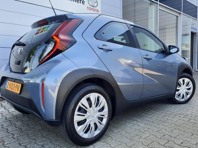 Toyota AYGO X 1.0 VVT-i MT Play