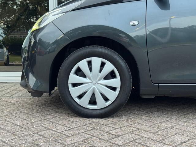 Toyota AYGO 1.0 VVT-i x-fun