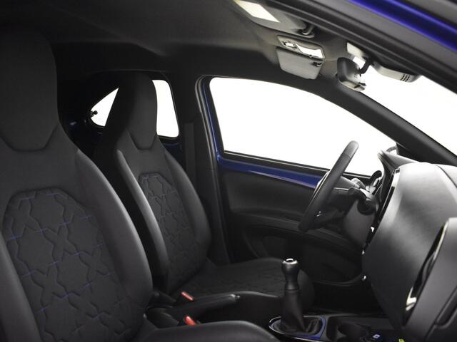 Toyota AYGO 1.0 VVT-i MT Pulse Bi Tone | Parkeersensoren V+A | Stoelverwarmi