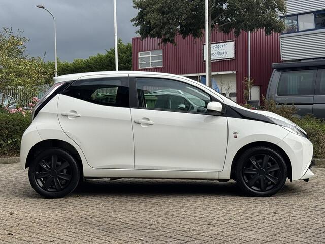 Toyota AYGO 1.0 VVT-i x-play | Cruise | Airco | Start/Stop