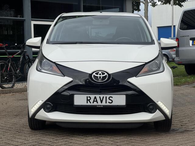 Toyota AYGO 1.0 VVT-i x-play | Cruise | Airco | Start/Stop